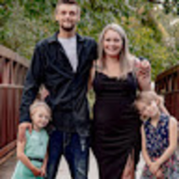 Meet your Posher, Samantha - Picture 1 of 1